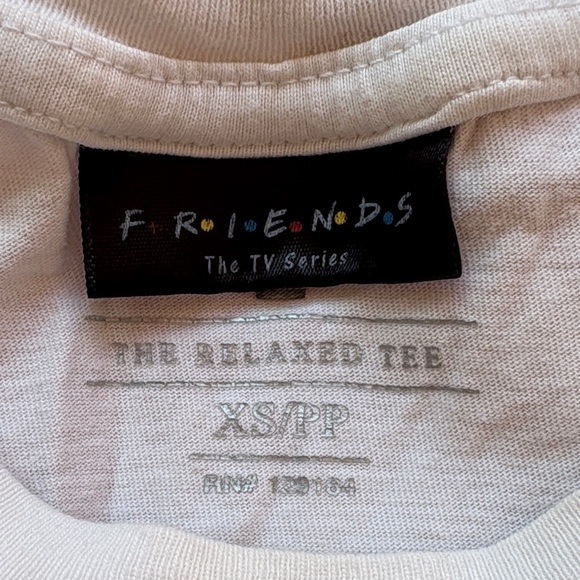 FRIENDS Graphic White T-shirt - Picture 2 of 9